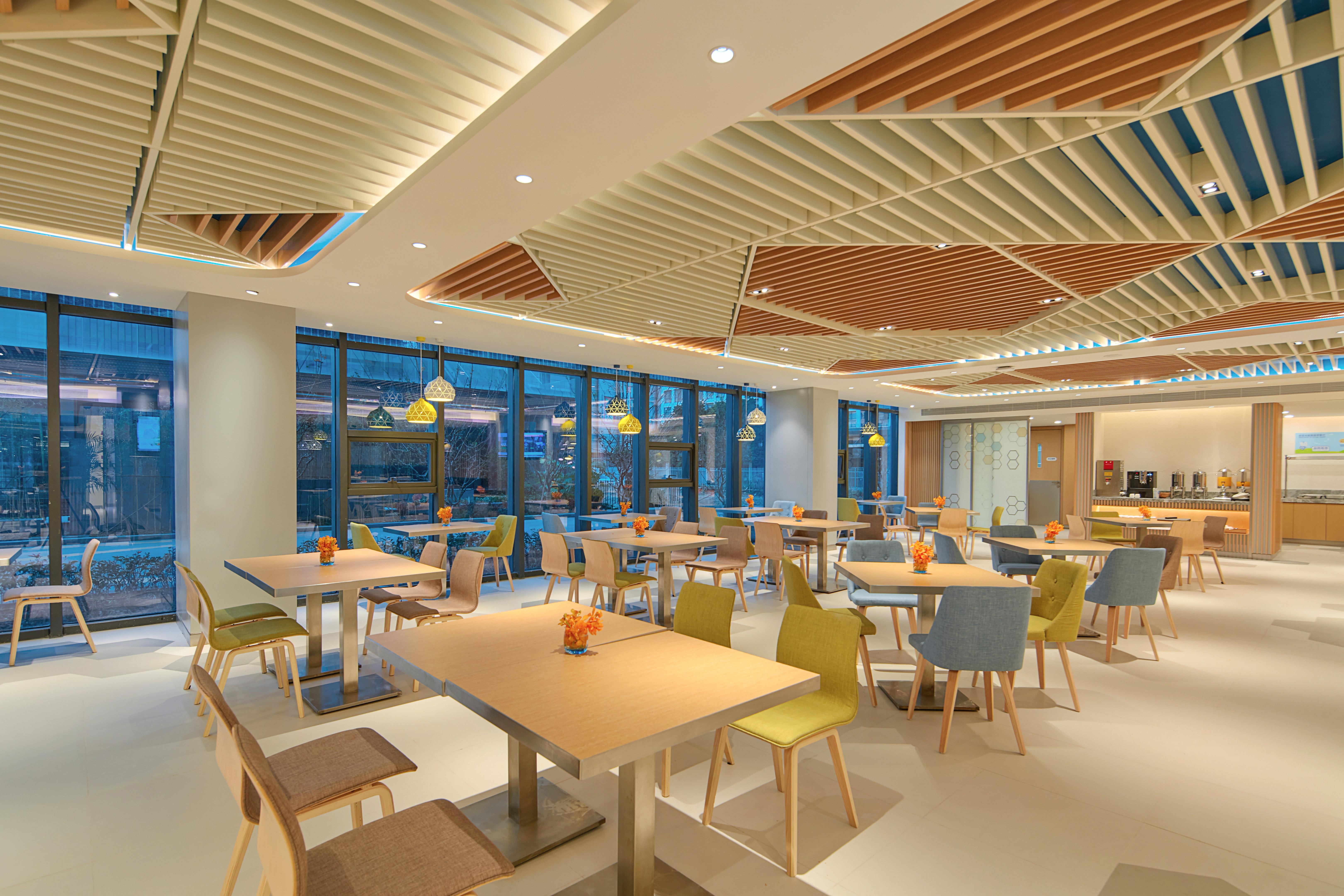 Holiday Inn Express Nantong Textile City By Ihg Bagian luar foto