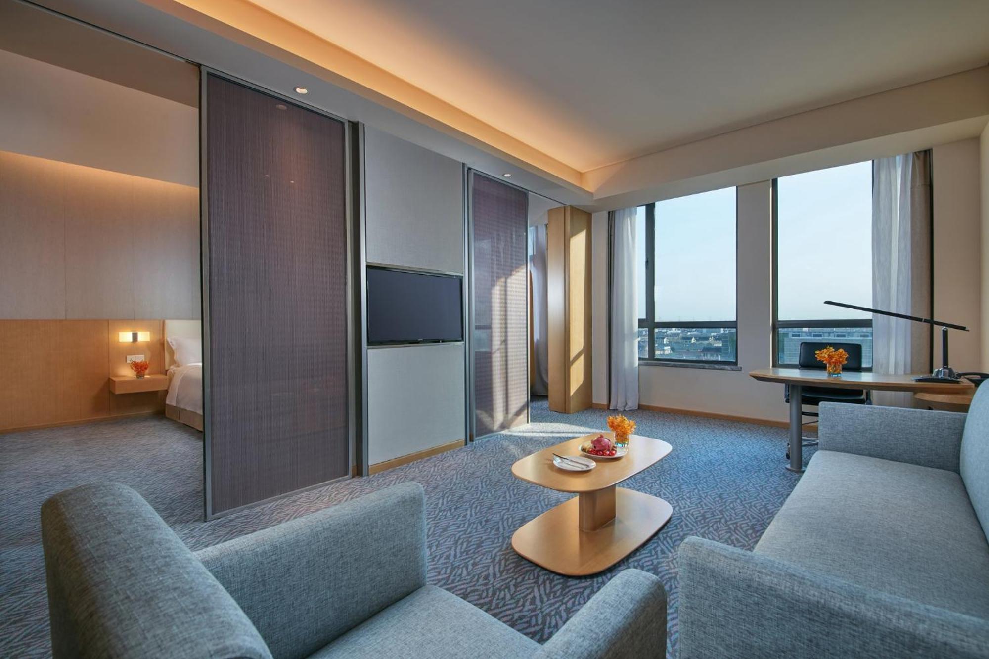 Holiday Inn Express Nantong Textile City By Ihg Bagian luar foto